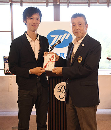 プロレギュラー・安本が初優勝　アマは宮本２連覇－道南オープンゴルフ