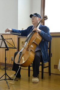 美しい音色楽しむ―元札響首席チェリスト・土田英順さんがチャリティーコンサート