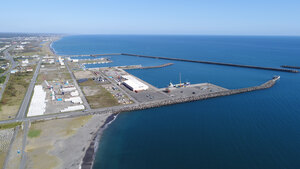 １９年白老港　貨物量１２２万トンで最高更新 「鉱産品」の移入増で押し上げ 