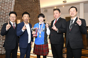 大久保　日本一ねぎらう スポンサー企業４社が祝勝会－卓球カデット