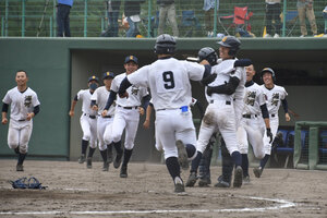 浦河　延長サヨナラ勝ち、道栄は伊達緑丘に競り勝つ―高校野球