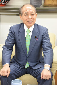 衆院選・かく戦う（５） 日本維新の会道総支部　鈴木宗男代表 政治の安定が日本の発展に