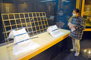 日本刀の魅力紹介 仙台藩白老元陣屋資料館で刀剣展