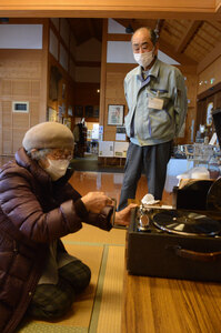 蓄音機で懐メロ鑑賞 勇武津資料館で「懐かしの音楽会」
