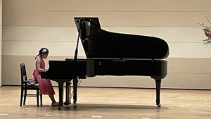 表現豊かに名曲奏でる 苫小牧と近郊１５人出演<br />
ジュニアピアノ演奏会