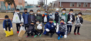 「地域に感謝」 アミーゴ澄川が清掃活動―少年サッカー