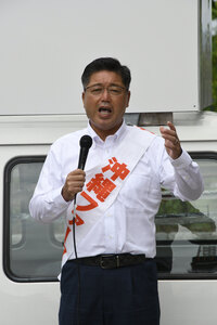 「沖縄の基地問題理解を」 知事選出馬の下地氏　札幌で街頭演説