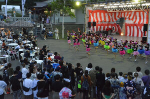 歌や踊り、樽前山神社例大祭本祭を彩る