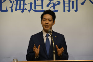 再選出馬を正式表明　鈴木知事会見<br />
２期目基本政策発表「北海道を前へ」 