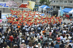 「スカイ・ビアＹＯＳＡＫＯＩソーラン祭」皮切りに千歳市民夏まつり開幕