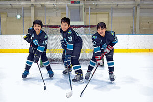 旭川チームで参戦 全道小学生アイスホッケー選手権大会 「安平ギャロップ」の３選手