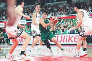 福岡第一、４年ぶり優勝 男子－同県対決を制す 高校バスケットボール