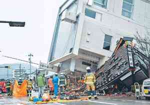 ７８人死亡、けが人多数 石川・能登で震度７ 一時大津波警報