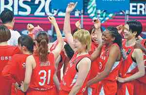 日本、３大会連続五輪へ 女子最終予選 カナダ破り１位突破 バスケットボール